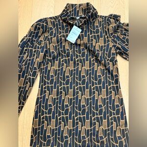 NWTWalter Baker Labyrinth Rosalyn pattern long sleeves and banded cuffs. XS